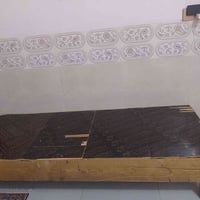 جرابي • سرير • اثاث مستعمل • حي الاطارات