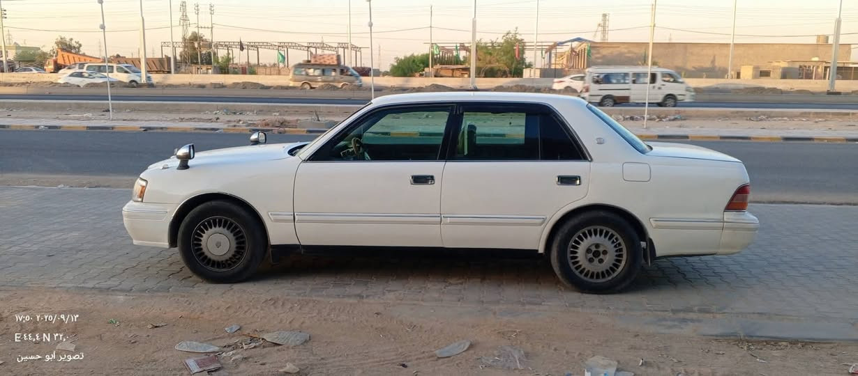 السلام عليكم سياره راس الثور تكم رقم دولي بيها منظومه غاز مكينه اثنين او نص كير المكينه مكفولات بيع ومراوس سياره بيها ضربه بالجنطه
مكانها النجف السعر 72 وبيها مجال 

الاستفسار على هذا الرقم ***********
