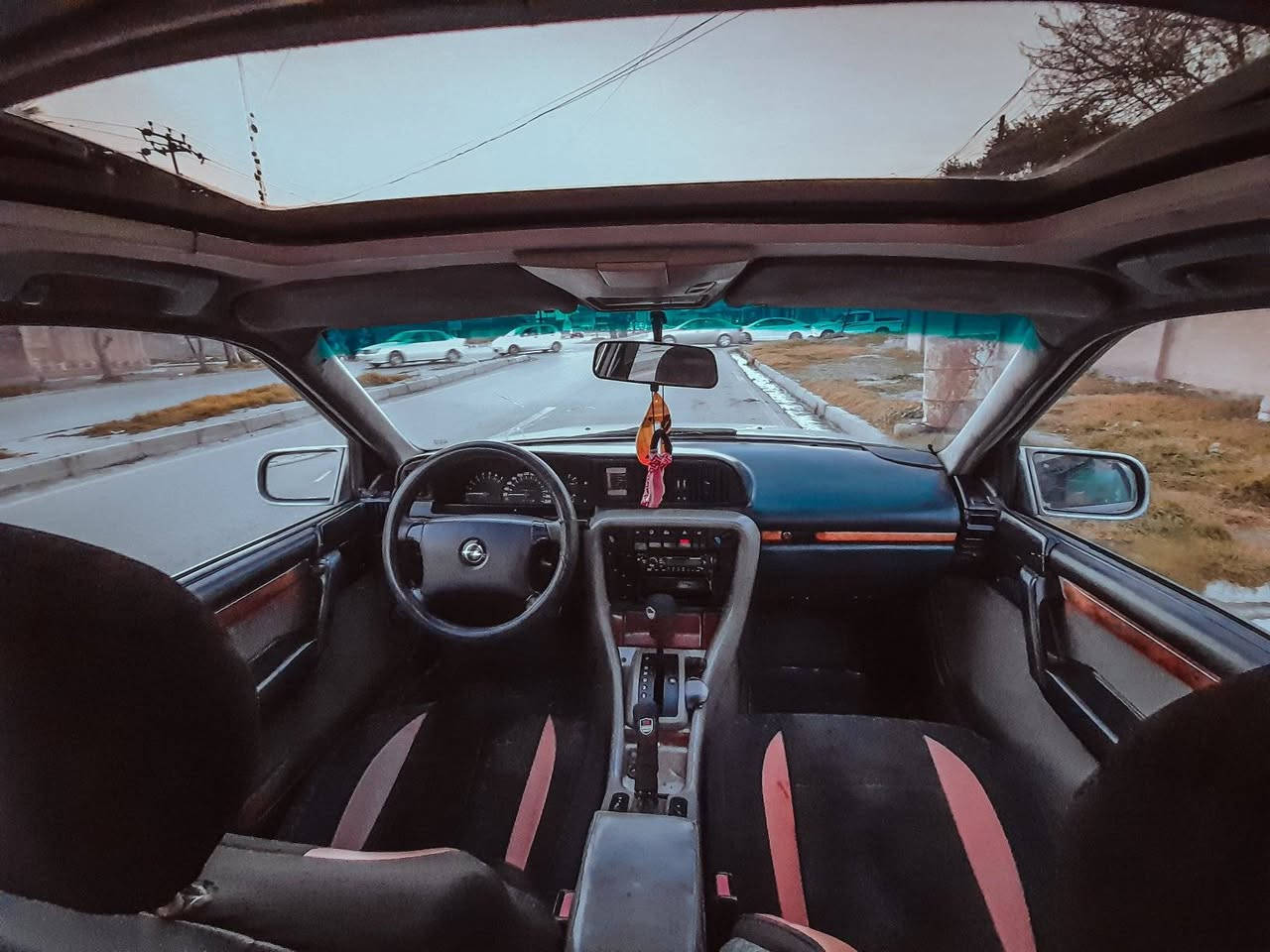 أوبل سيناتور للبيع 🚗

أوبل سيناتور مميزة وجاهزة من كل شيء بمحرك 3000 وكير ومحرك شرط. السيارة برقم نينوى إنكليزي وهي بوضع الشركة تماماً وما مصبوغة وجاهزة للاستخدام مباشرة. 
السنوية جديدة لغاية 2029 والسيارة بإسمي والتحويل ثاني يوم بدون أي تأخير والسيارة يجي وياها كوبون البنزين.
السعر المطلوب 37 ورقة وبي مجال للطيبين 
مكان السيارة في الموصل وللتواصل على الخاص أو الاتصال على الرقم ***********.
