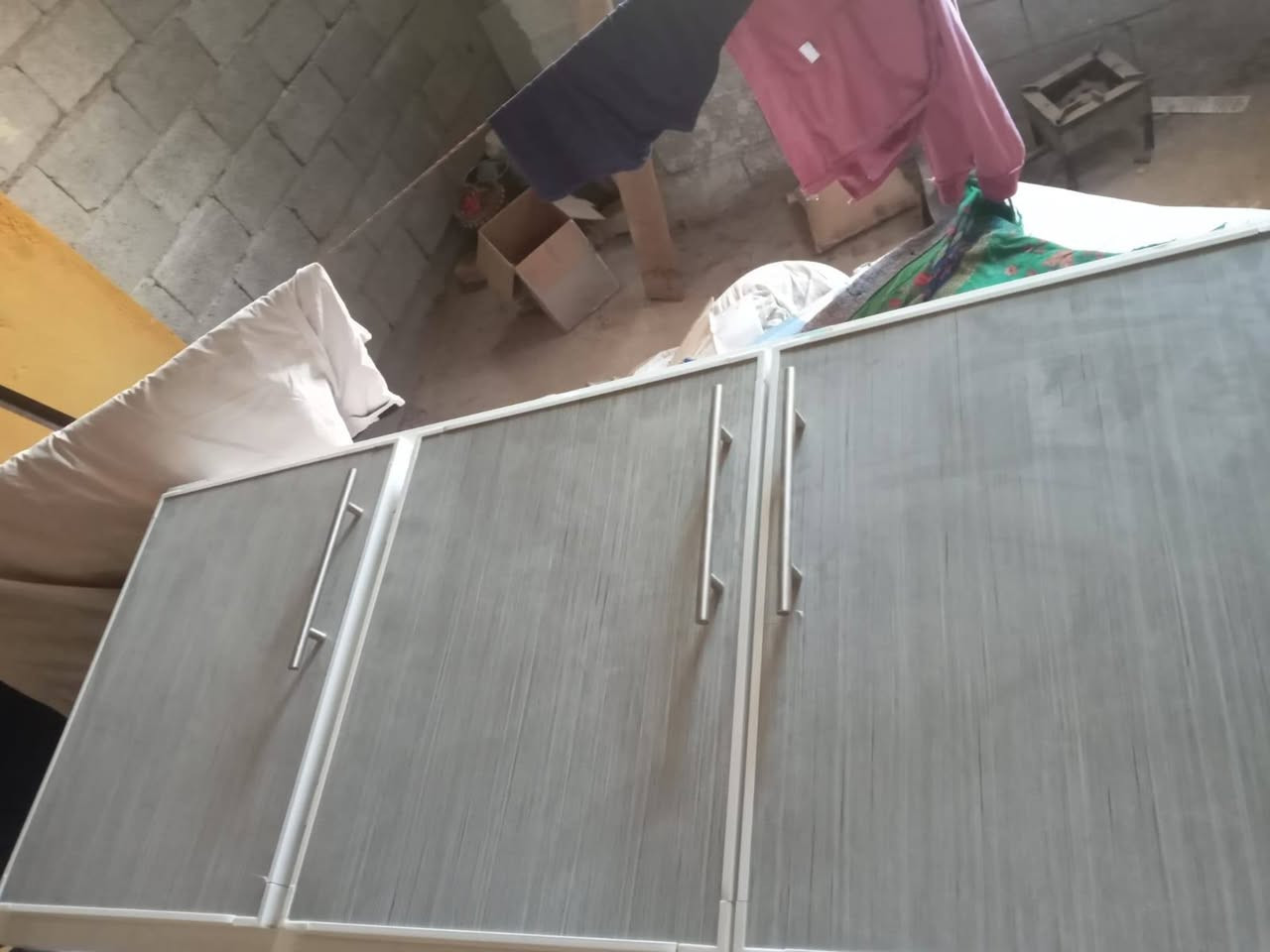 كاونتر للبيع الكاونتر متر اونص ولسنك متر او20 سنك مرمر 250 شخط مبي عنوان دوانم


**إذا كنت صاحب هذا الإعلان وتريد حذفه لأي سبب، رجاءا أرسل رسالة إلى الدعم الفني**