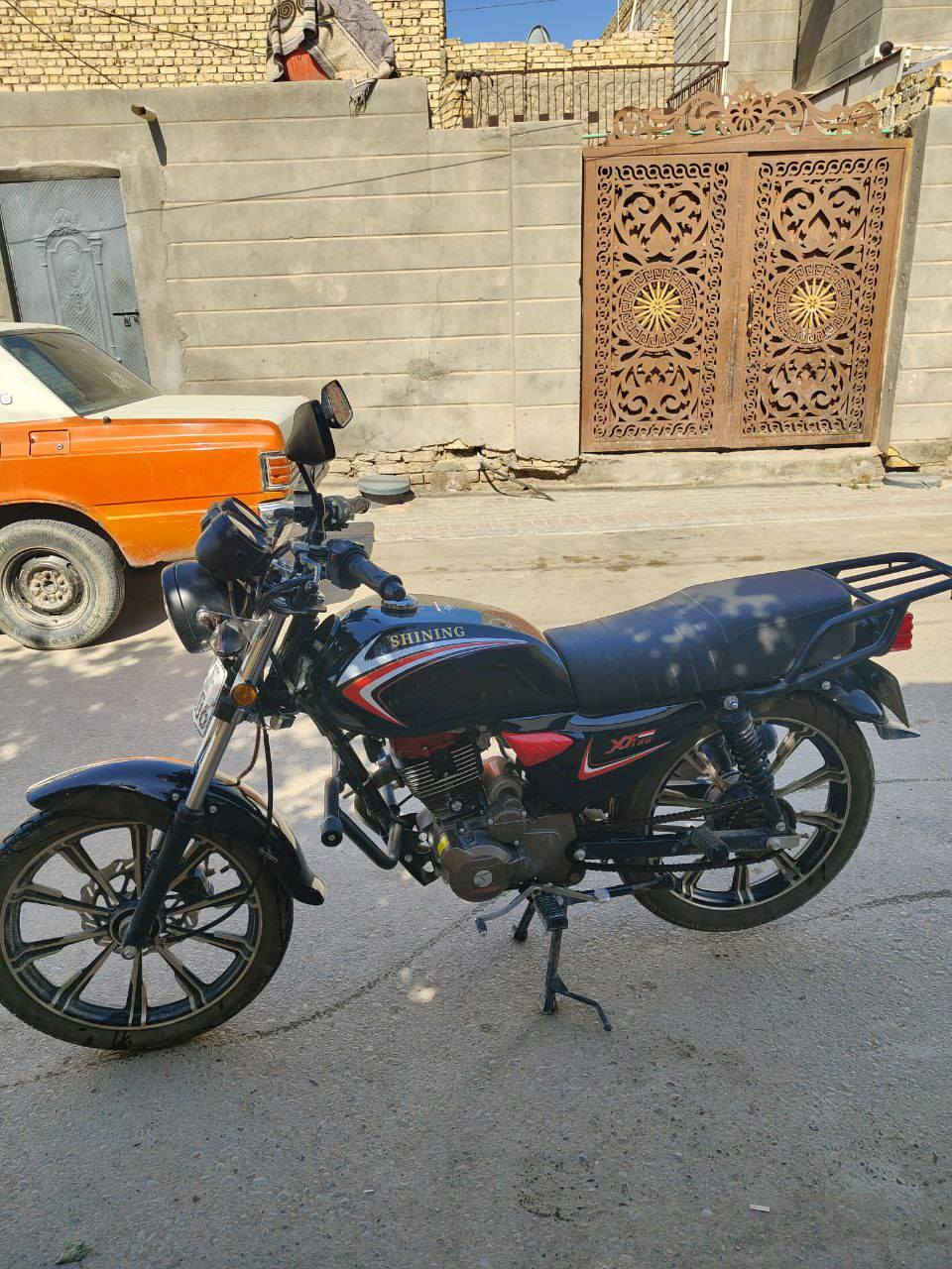 دراجه شايينك رقم ونسويه موديل ٢٣ طالعه بل ٢٥ كفاله عامه الدراجه السعر ١٧٠٠ وبيها مجال رقمي *********** وبيه واتساب
