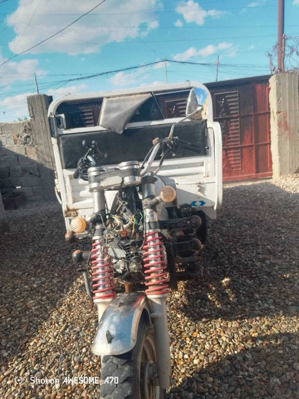 السلام عليكم ستوته للبيع محرك شرط ما مفتوح...اتصل ***********
