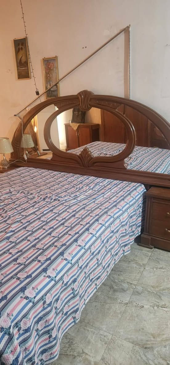 السلام عليكم
غرفه صاج تكمه للبيع
سعره ٣٠٠وبيها مجال بسيط
ماعدا الكنتور


**إذا كنت صاحب هذا الإعلان وتريد حذفه لأي سبب، رجاءا أرسل رسالة إلى الدعم الفني**