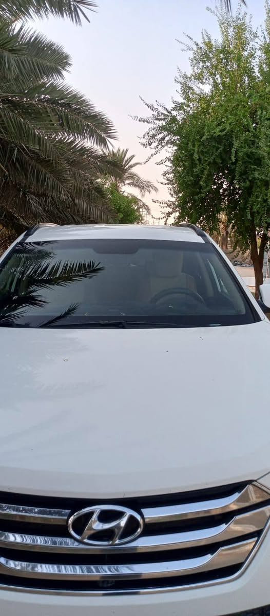 سلام عليكم
سارة سنتافيا للبيع 
 موديل السيارة 2014
 6 سلندر خليجي 
رقم الهاتف ***********
