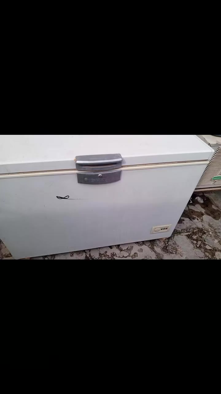 مجمدة كبيرة للبيع السعر 150وبي مجال للطيبين


**إذا كنت صاحب هذا الإعلان وتريد حذفه لأي سبب، رجاءا أرسل رسالة إلى الدعم الفني**