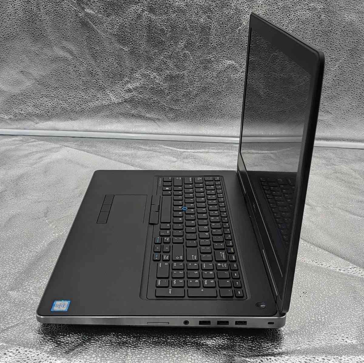 لابتوب Dell Precision 7710 💻
🔥 محطة عمل قوية بشاشة 4K كبيرة بحجم 17.3 إنج، مناسبة للتصميم الهندسي، المونتاج، برامج الأوتوكاد، الدراسة، والعمل المكتبي المكثف.
✨ أداء ممتاز بمعالج Core i7 HQ مع شاشة فائقة الدقة تمنحك تجربة مشاهدة وعمل احترافية.
🔹 المعالج: Core i7 الجيل السادس HQ
🔹 الرام: 8GB DDR4
🔹 الهارد: 512GB SSD
🔹 كرت الشاشة الداخلي: غير مذكور
🔹 كرت الشاشة الخارجي: NVIDIA 4GB
🔹 حجم الشاشة: 17.3 إنج
🔹 دقة الشاشة: 4K
🔹 نظافة الجهاز: 100% شرط الفحص
🎁 الهدايا: ✔️ ماوس ✔️ ماوس باد ✔️ حقيبة ✔️ الشاحن الأصلي
🛡️ الضمانات والخدمات: ✔️ فحص كامل قبل الإرسال ✔️ فحص كامل قبل الدفع والاستلام ✔️ ضمان 7 أيام استبدال عند وجود خلل مصنعي ✔️ جاهز للاستخدام المباشر
📍 الموقع: بغداد الأمين الثانية
🚚 التوصيل متوفر إلى جميع محافظات العراق
📞 للتواصل واتساب: ***********
💰 السعر: 450,000 دينار عراقي فقط.
