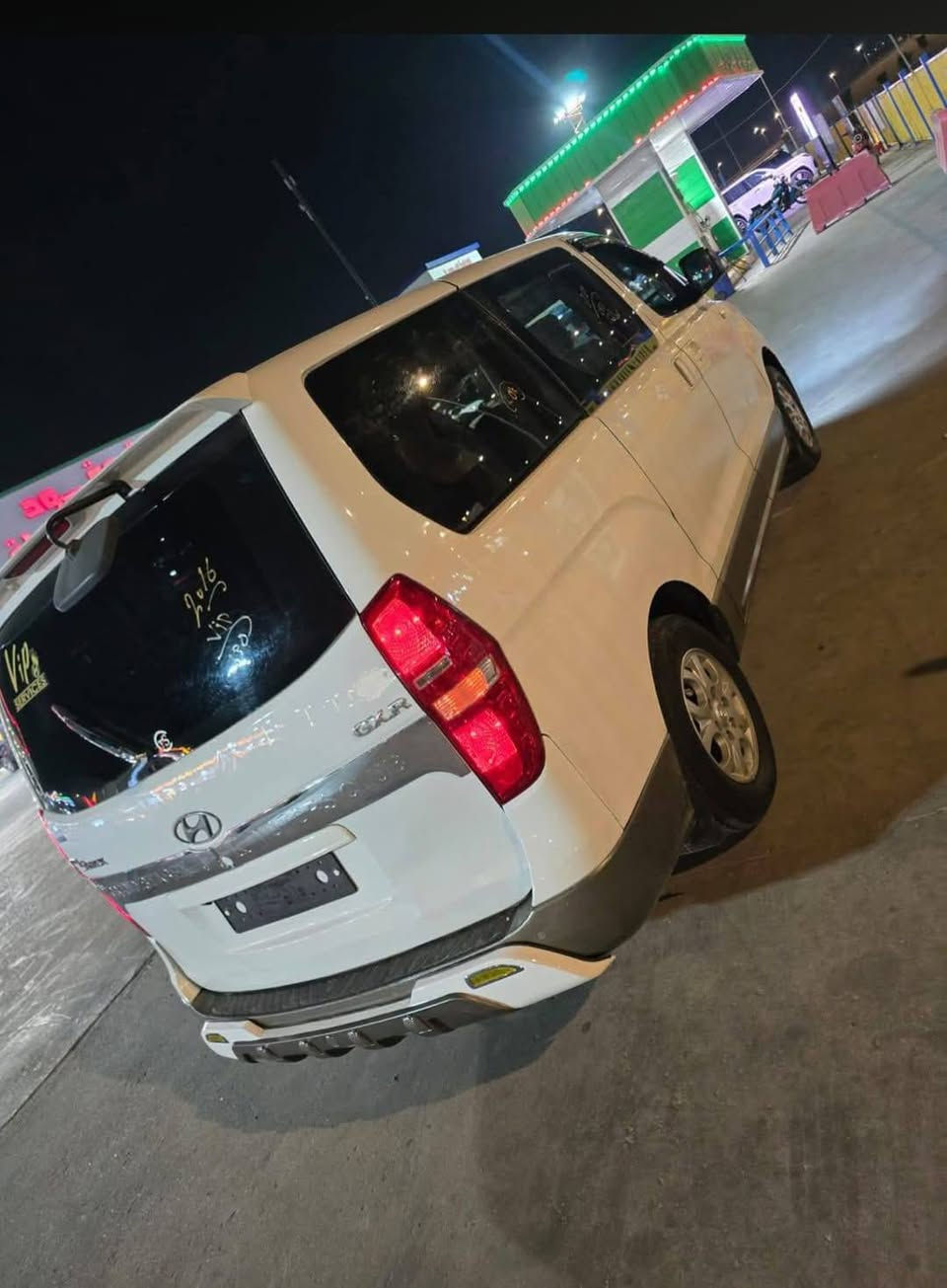 للبيع استاركس 2016 مفتوح ومحور مسكر جديده مكفوله كفاله جاهزه من كلشي السعر195 وبي مجال عنوان البصره ً /المديينه***********
