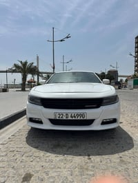 دودج تشارجر • SXT • دحجه امامي