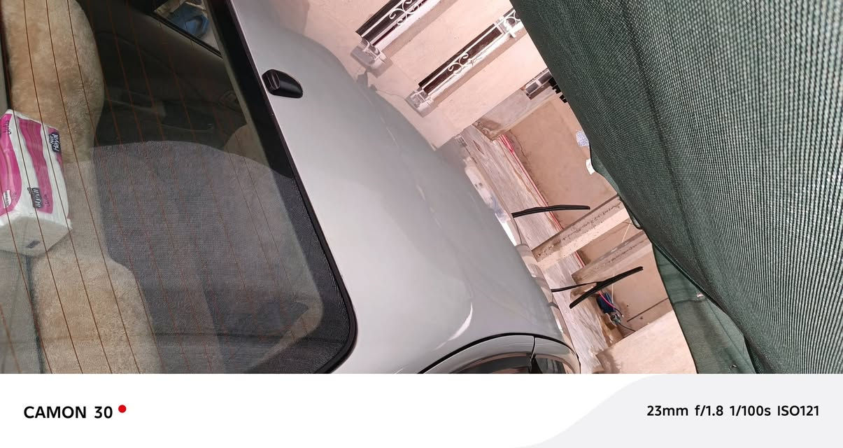 السلام عليكم.. شرط تحويل مباشر
صني للبيع او مراوس حسب القناعة
موديل 2010كوري وارد خليجي
محرك جديد +گير جديد 
مرشوشة عام جمالية تقحيل
تبريد تدفئة 
كامرة+شاشة  
جوم كهرب 
السعر85وبيهة مجال 
***********  خاص مارد صورهة واضحة
