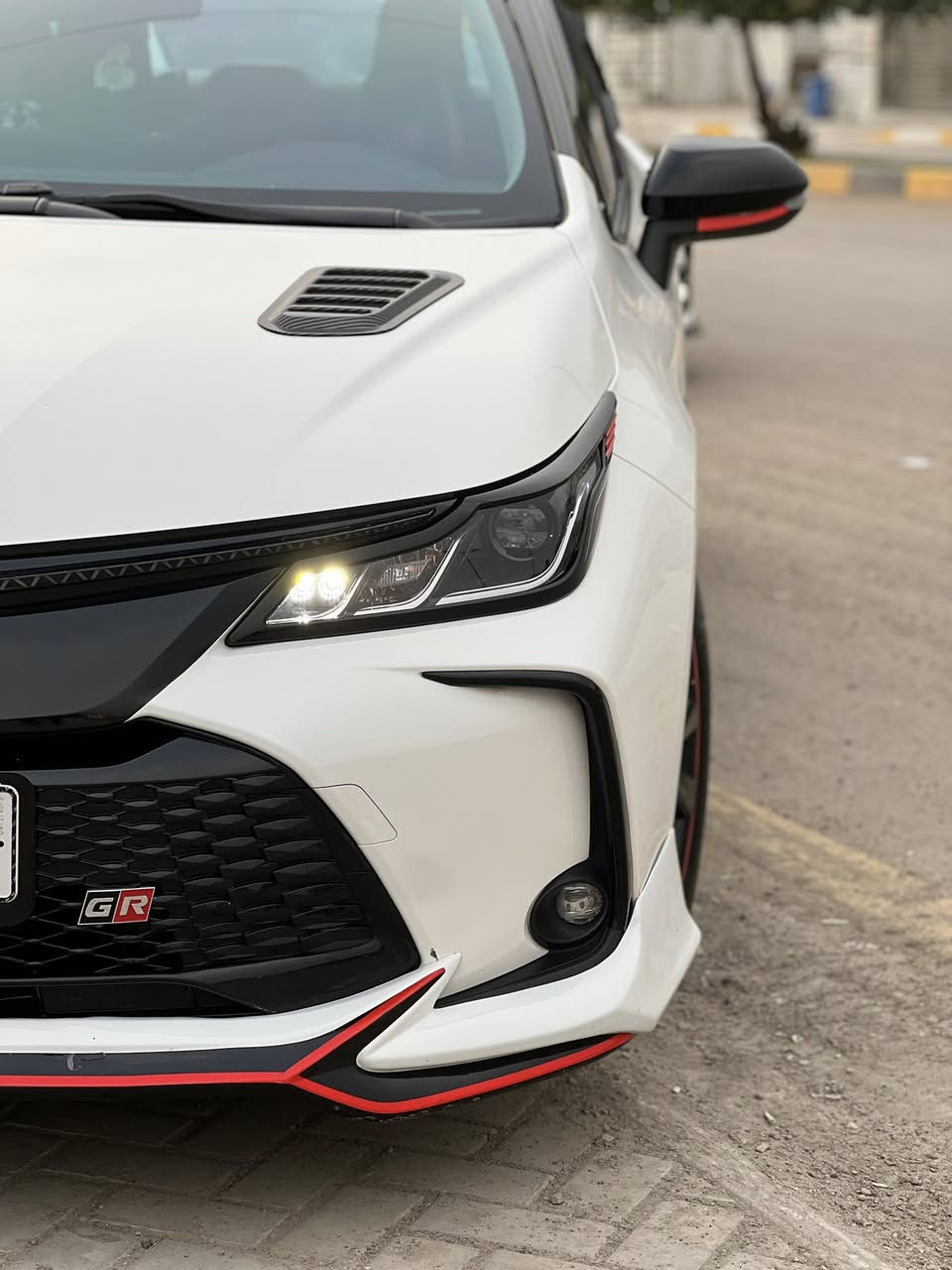 السلام عليكم 

كورولا هايبرد شكل الخليجي 
سياره معروفه ومشهوره 
ع تيك توك 
حساب تيك توك qeqo0
ادخل وشوف كل تفاصيل  السياره 

موديل 2024 ابيض 
ماشيه 40 الف كيلو

بيها رصعه صغيره باب الايمن جوه لمرايه موضحه بالصور 
القماره بيها كم رصعه هم موضحها بصور 

سياره ع بلاد من كل نواحي 
داخل احمر واسود 
كشن السايق كهرباء 

تعديلات المضافه للسياره 
بدي كت كامل 
دواخل السياره كلها كاربون فايبر 
ستيرن حرف D كاربون فايبر 
مختمه GR Bleck
لد متغير 18 قطعه داخل سياره 
ارضيات حوضيه 
فجوج ضوئيه / اطار ويل ضوئي
سكوبات / شقفه جامه خلفيه
سبايدر رياضي 
بك لايت مميز كامل لد مع ترحيب ومغلف ppf
لد فسفوره دعاميه خلفيه ترحيب واشاره وسكن وبريك 
سطاب لايت رماش بريك احمر وبك ابيض 
قماره وتكم فابلون اسود لامع
زجاج مغلف حراري بالكامل 
سلايد مغلف درع معالج ذاتي
بطاين بوب مغلف حراري 

افحصها وين ميعجبك  

رقم بغداد بأسمي 
السعر المطلوب غير قابل لتفاوض او العمله 
لان صارف عليها خير من الله 

24 مليون ونص قفل 
24,500,000
او 165 ورقه 

مكاني بغداد / الغزاليه شارع البداله 

رقمي اتصال ووتساب
***********
***********
