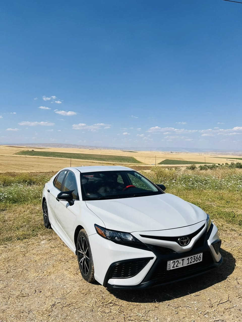 TOYOTA Camry  2023. SE
سەیارەکە کلینی ئەمریکایە  210,000 K,M رۆیشتیە رەنگی سمنتی  کوشن کارەبای چار تایەی نۆئی لەبنە مۆدی لێخورین ئیکۆ نۆرمال سپۆرتە بەنسبەت سەحری 220.    رەقەم تەلەفۆن ***********
