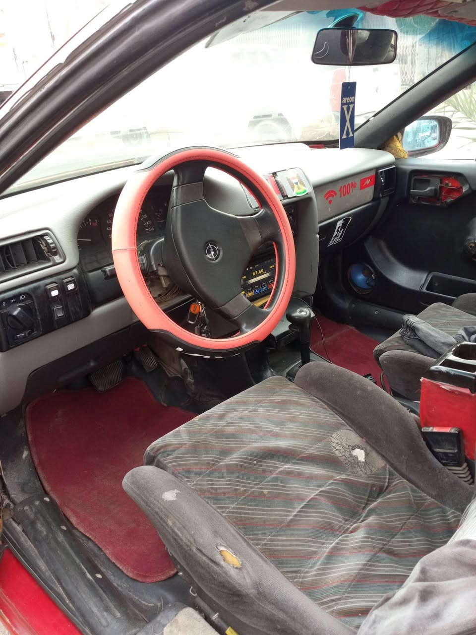 سلام عليكم اوبل كاليبرا موديل ١٩٩١
العنوان بغداد 
مكينه وكير جديد 
صدر امامي ٧٠/١٠٠
مكينه ٢٠٠٠ 
سياره بيه تبريد بس ميشتغل بواري وكمبريسر وراديتر موجودات 
سياره شاهد الله عليه شغل وروح وين متريد ما عليه شي 
بس عندك لايرفلو يرادله تعيار واني ما وديه لاي شخص 
شراي يتفضل بروح موتاكم خلي تعليق حلو ولاتكسر بل حاجه اخوكم واكع بضرف تحياتي الكم 
***********
ملاحضه سياره مطلوبه ٣٥٠ الف مقطوع من سعر سياره تحويل شوكت متريد موجود مشروع وطني
