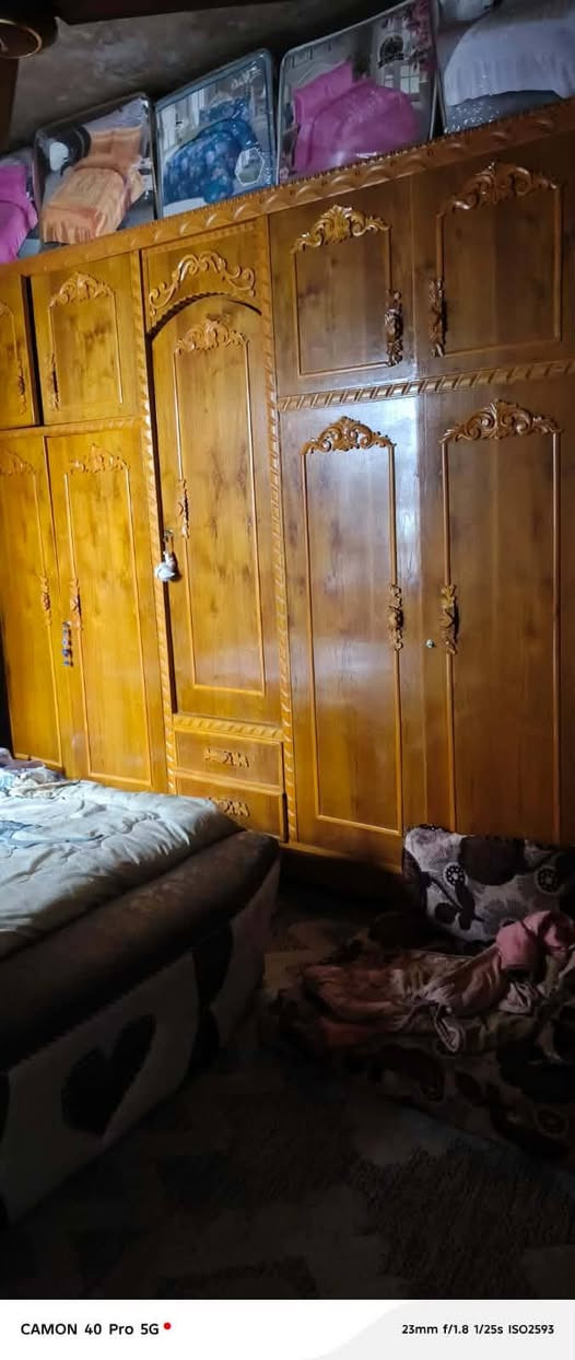 غرفة 5 ابواب جديدة نظيفة مابيها أي ضرر استخدام اقل الشهر للبيع عنوان الايمن


**إذا كنت صاحب هذا الإعلان وتريد حذفه لأي سبب، رجاءا أرسل رسالة إلى الدعم الفني**