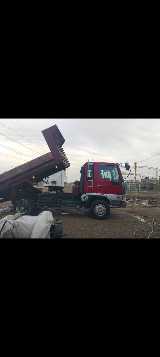 السلام عليكم هينو موديل 92 سنويه ل27 سياره جاهزه للعمل مكانها ديوانيه راعيها ***********
