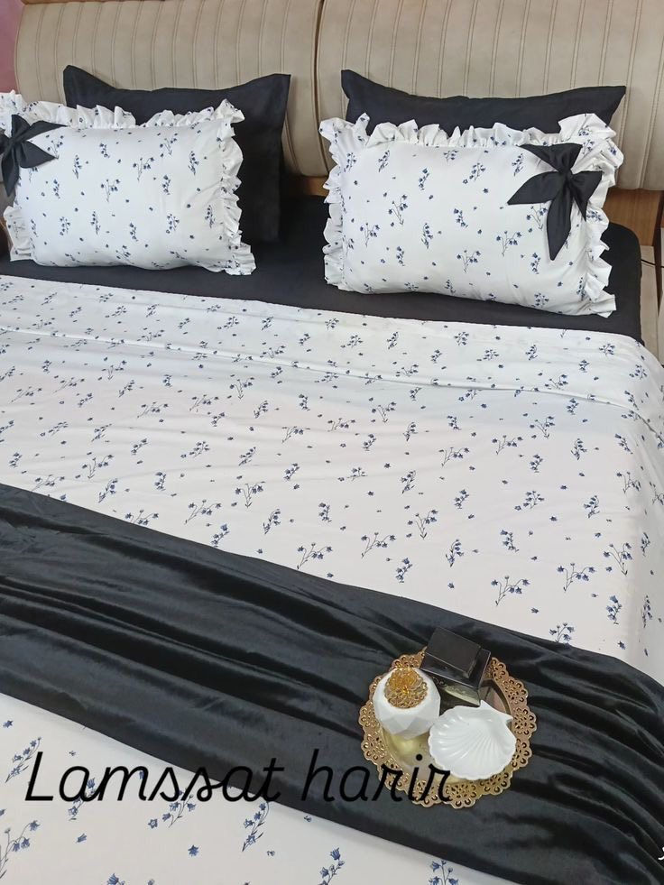 سلام عليكم
بنات اني خياطة واخيط فرشات نوم وهاي مجرد نموذج قابل للتنفيذ ولي عدها فصال عادي انفذه التواصل ع الخاص وتوصيل لجميع محافظات العراق♥️.


**إذا كنت صاحب هذا الإعلان وتريد حذفه لأي سبب، رجاءا أرسل رسالة إلى الدعم الفني**