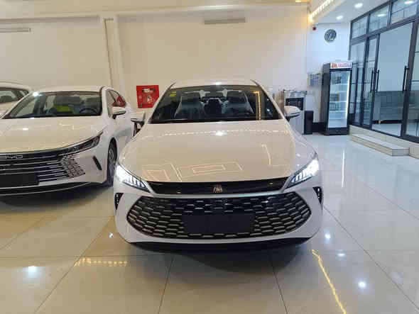 يم (معرض الكريم ) توفر ال BYD / وكن بلاس لون الابيض🤍 ورصاصي
☎️***********☎️مؤمل 
☎️***********☎️ابو حسن
عرض خاص كن بلاس ✴️

🔴مرقم بغداد

 عراقي وتستلم صافي بدون دلالية

عن توفر سيارة بي واي دي 2025
‏

اليكم المواصفات
انتبه السياره : هايبرد & بانزين & كهرباء يعني التفويله الوحده بانزين 🔥🔥تمشيك 2100 كيلو
65كيلو شحن 🔥🔥
موديل 2025
حساسات 
حجم المحرك 1.5
شاشه اصليه 
كامره خلفيه
هند بريك كهرباء
دشبول شاشه ديجيتال
اوتو هولد
مفتاح التشغيل بصمه
تشغيل عن بعد تحكمات مقود
اوامر صوتيه
منفذ طاقهس
منافذ شحن
مقول جلد حياكه
دخول ذكي
3 وضعيات قيادة
اشاير بل مري
تتسع المقصورة ل 5 ركاب
المقاعد جلد رياضي
اريل نفكيتر
اناره داخليه LED
لد امامي LED
‏LED بك لايت
قطعتين تبريد 
مثبت سرعة
حجم الاطار 16
مانع تزحلق
شاحنه خلفية
كير ماوس
البطاريه ليثيوم الاقوى والاطول عمرا في عالم الهايبرد ملاحضه: جميع العده مالته موجوده المن
والكيبل الشاحن
والمثلث
انتبه 
🟩 السعر .🔥 
بسعر الجمله وتدللون علينا

🔹 معرض الكريم  لتجارة السيارات 
مكان بغداد/ الحبيبية ساحه واهران 
بيع ..شراء . مراوس كافه السيارات 🔶

وبأنسب الاسعارررر▫️
***********/ مؤمل 
***********/ابو حسن 

#Business #BYD  #هايبرد #هايبرد  #يتوفر #سيارات_2025
