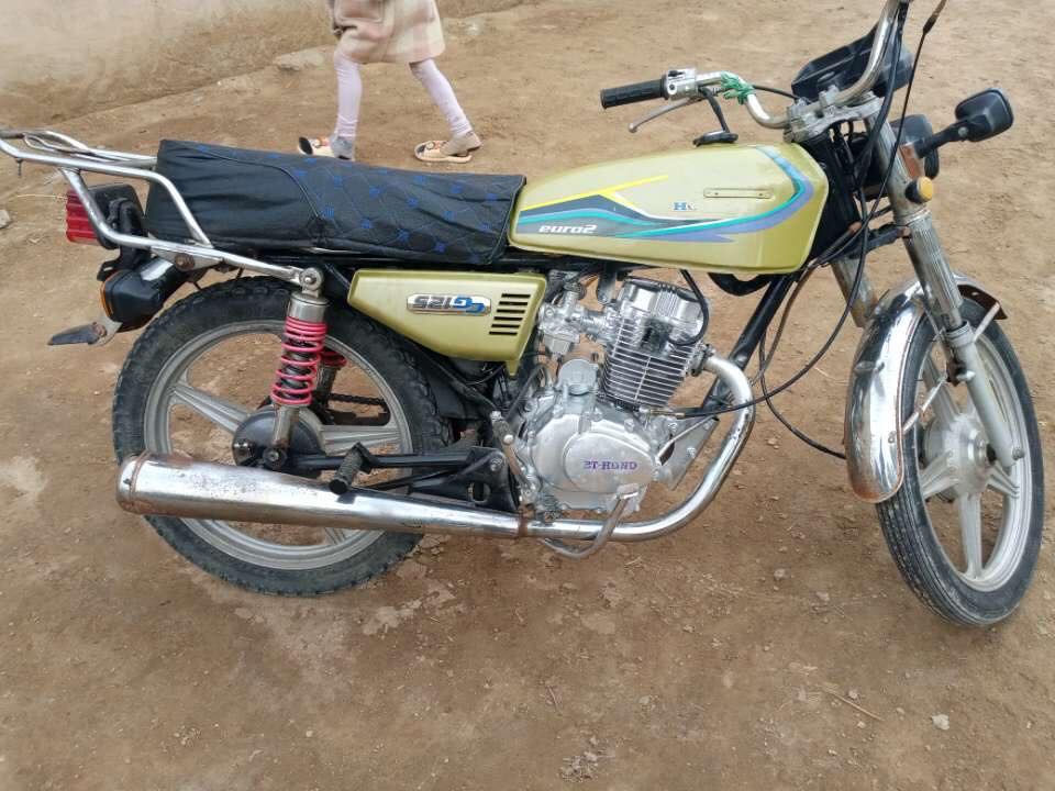 سيفان 5كير دراجه نضيفه السعر325 وبيها مجال مكان بابل الحمزه الغربي الغزالي اتصل ***********
