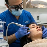 من اليوم الى اخر يوم في شهر الرابع. ستكون جلسة متكاملة لتنظيف الأسنان ...