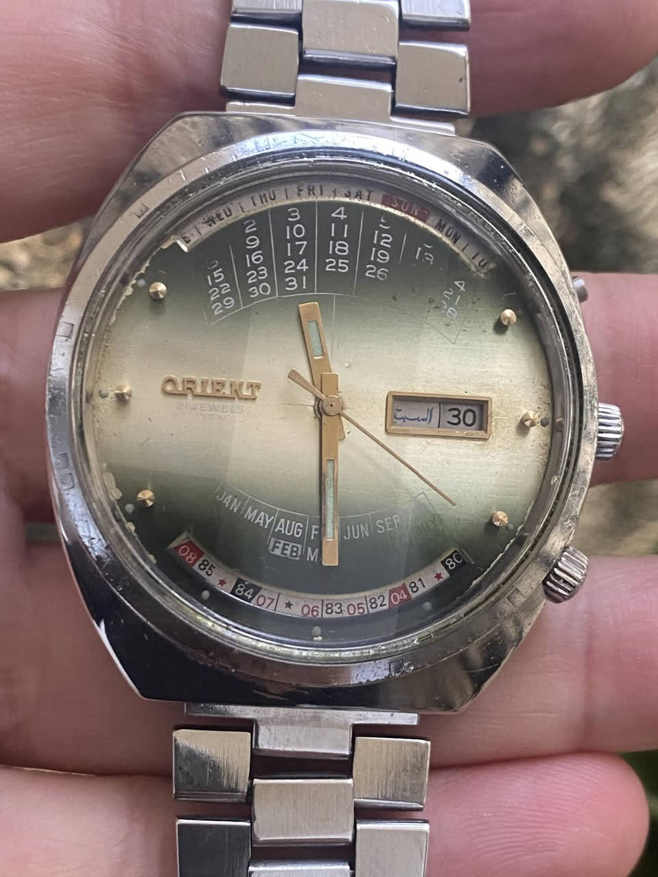 السلام عليكم
تشكيلة مميزة من اورينت 

دولي - بحري 

انتاج الثمانينات ياباني اصلي 

نظافة ممتازة

اتوماتيك 

تعمل بكفاءة عالية 

ستانلس ستيل بالكامل 

مقاومة للماء

القطر ٤٣

البيع جملة ومفرد 

الاسعار مناسبة عالخاص 

يوجد توصيل لجميع المحافظات 

***********
