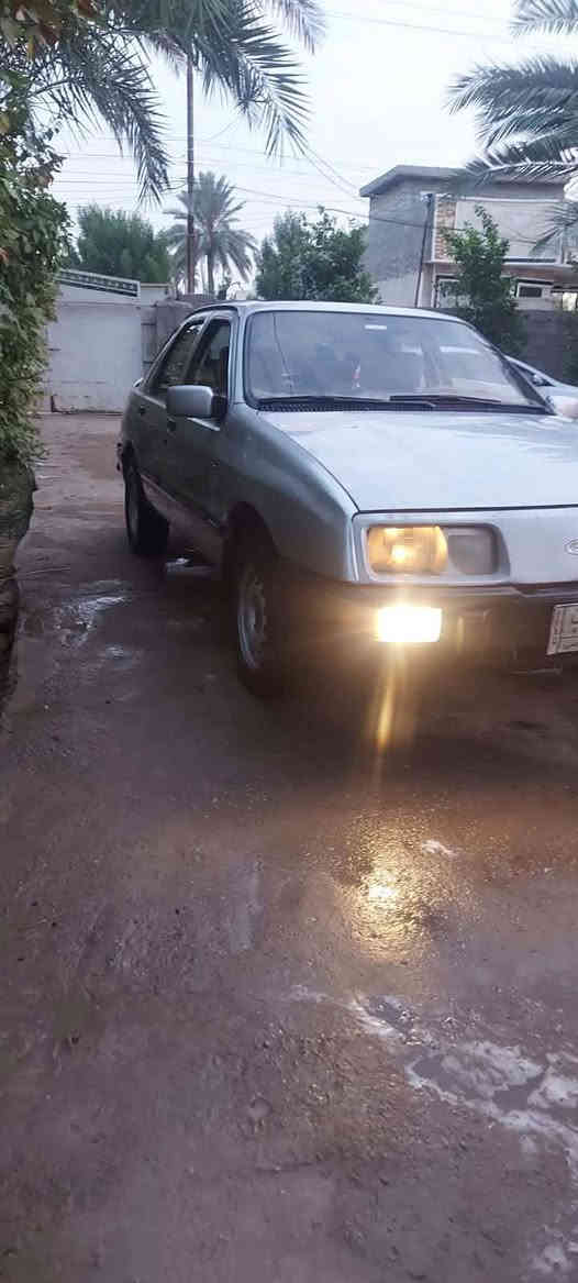 سلام عليكم سياره فورد سيرا موديل92 سياره كف  كشر مكينه كير كهربائيات داخل     كله شغال   ترايك وين ماتريد   تحويل ثاني يوم.  سعر 25وبيهة مجال مكان بغداد المدائن سلمان باك. ***********
