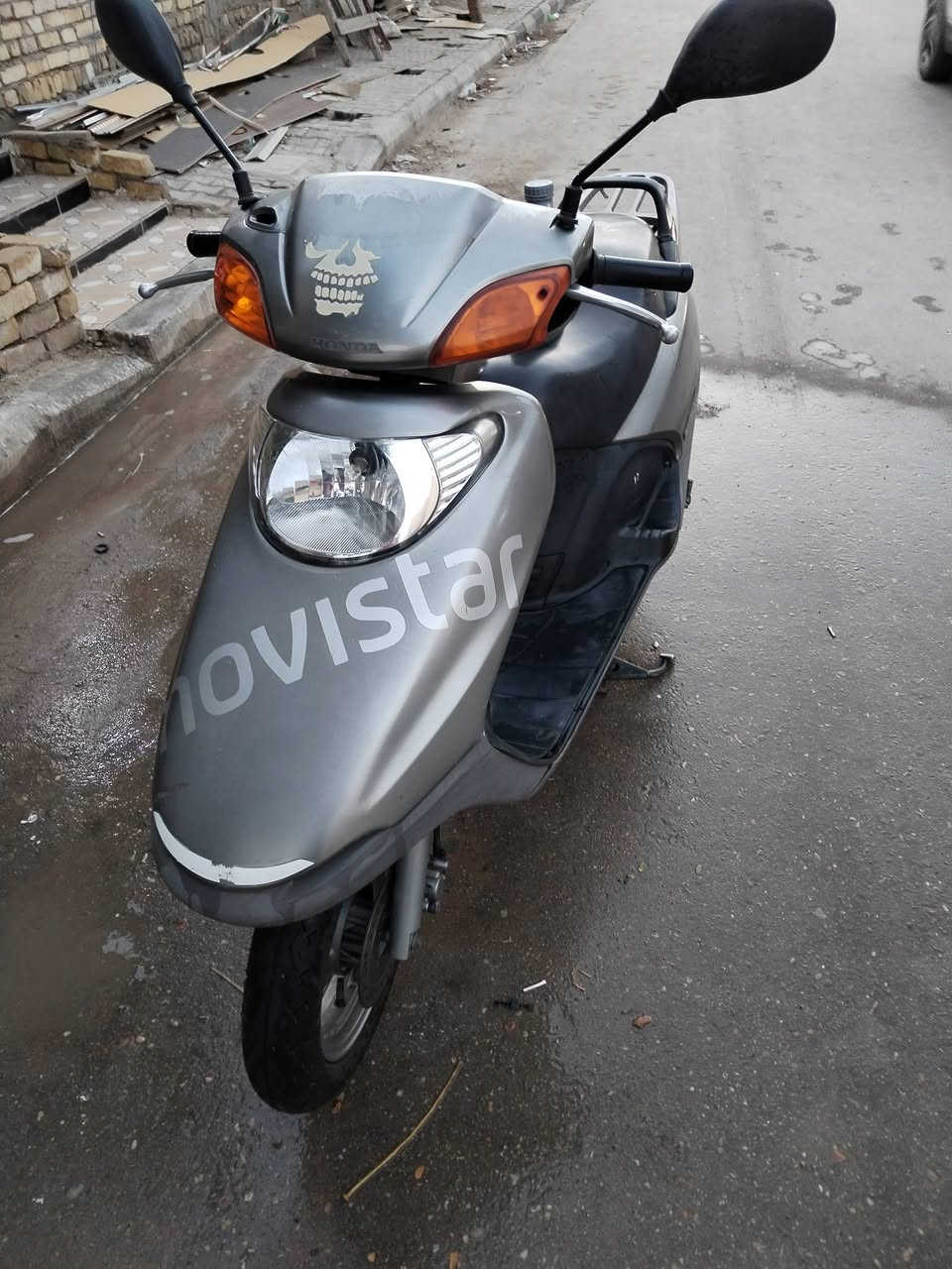 دراجة هوندا سبيسي ياباني دراجة استعمال شخصي مكينة مامفتوحة وخرسة ماتسمع صوتها ناعمة حيل ومداريها بلدهن كله اصلي وابدلة بين فتره وفتره مااخلية يطول ومبدل الها باتري ودهن جديد سلف نكرة دراجة مستقره خير من الله مامتعوبه اشتريتها رمبة قبل سنة ونص للدورات يعني حته ماطالع بيها هواي ومركضها سعر 950 الف دينار تواصل ***********
