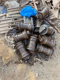 رولات مستعمل للبيع التصال علأ الرقم 07810830417//07711715936