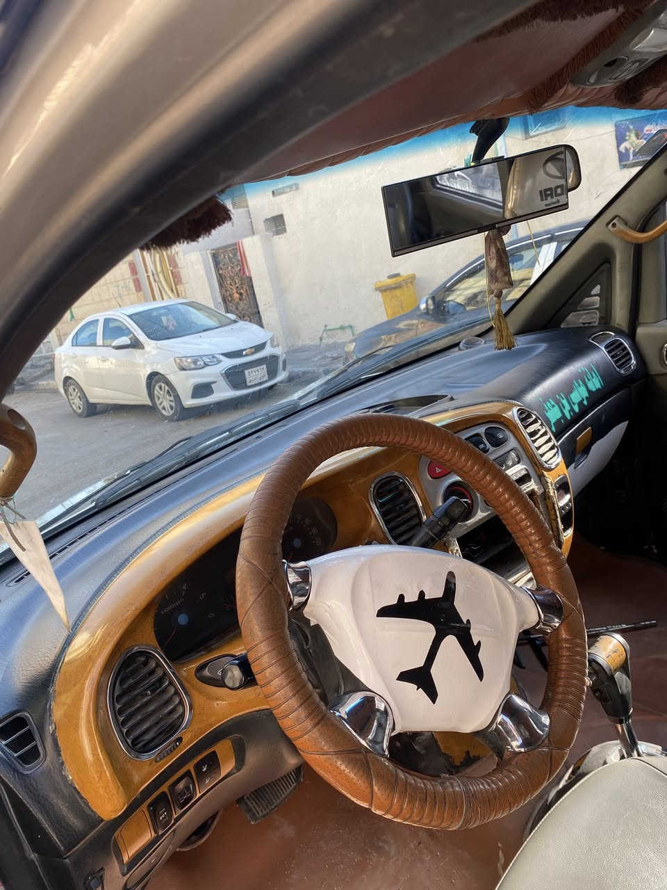 السلام عليكم ستاركس 2007 مسكر اوتوماتيك مصفرة هيئة وغرامات السياررة بسمنة تحويل مباشر واي استفسار الإتصال على الرقم *********** انا مكلف بلنشر ب80 وبيهه مجال مكاني بصره قبله
