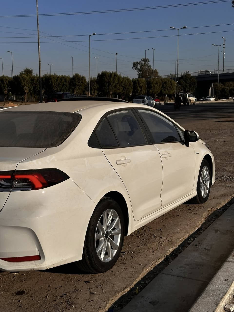 السلام عليكم كورلا هايبرد 2025  السياره زيرو رقم بغداد  فتحه اشاير بالمري قطعتين تبريد سايد بريك دكمه رقمها مميز السعر ٢٤،٥٠٠ 
مكاني بغداد شعله 
الرقم ***********
