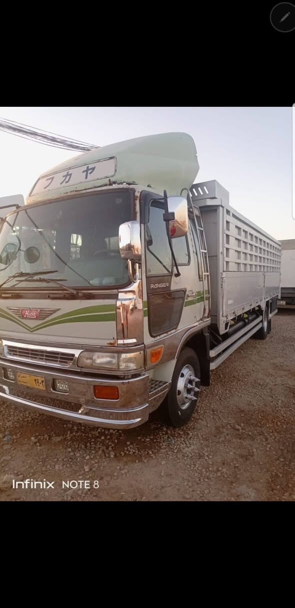 هينو الطيره موديل 2006 مكينه 70 عادي الطول سته وربع ما اتواجد على الفيس***********
