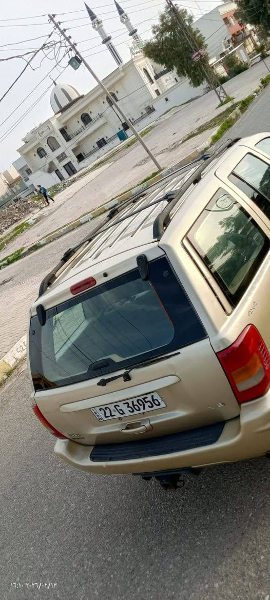 سلام عليكم مكان سياره كركوك  رقم اربيل سنويه هزه وفحص جديد.س نويه لحد 31  بسمي شرط تحويل سياره دفع رباعي
جيب شيروكي لمتد موديل 2000 ...8سلندر 4700بدون اي حادث كير محرك جديد
بيها 3 قطع صبغ بدون دواخل فول فول تبريد ثلج..كراسي كهرباء تدفئه..سيدي جنجر. مع مضخم صوت بلادي. سياره على وضع شركه  سعرها 70 وبيها مجال  للاستفسار *********** كركوك, العراق
