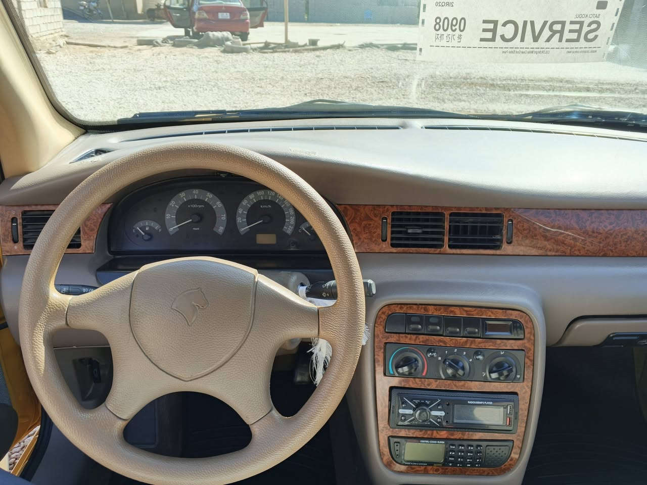 كفاليه عامه من كلشي محرك وكير وكشر كفاليه عامه من صبغ وبارد رقم بغداد بسمي
سنويه 2035 خط وبحث مصفر ما مطلويه ولا ربع  موديل 2012 ماشيه 157 الف السعر 54 وبيه مجال  رقم الهاتف ***********
