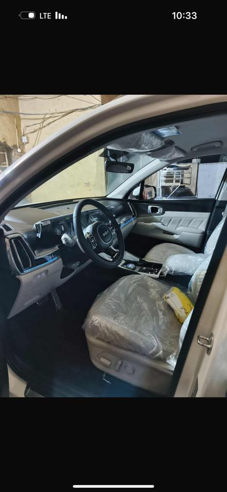 سلام عليكم 
سورنتو موديل 2024
ماشيه 32 كيلو 
بسمي سياره 
فول مواصفات 
سياره كولش جديده 
مكان سياره بغداد حي جهاد 
سعر 315
وبيه مجال 

*********** 
واتساب
