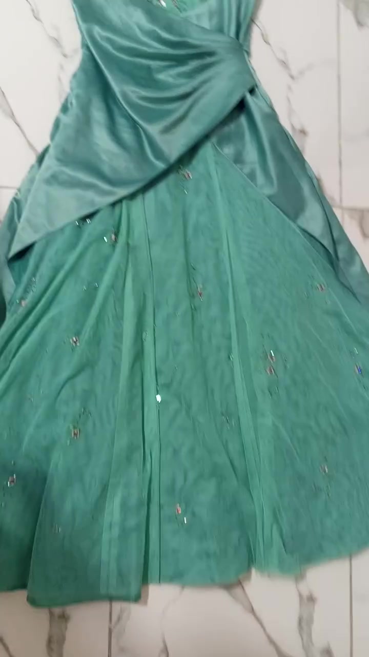 حرق اي فستان سهره بالصوره 5 دنانير فقط مستعملين استعمال واحد فقط بحالة الجديد
موقعي عمان المرقب


**إذا كنت صاحب هذا الإعلان وتريد حذفه لأي سبب، رجاءا أرسل رسالة إلى الدعم الفني**