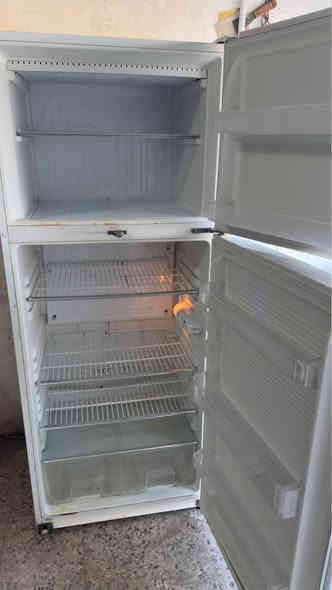 ثلاجه نضيفه كلش سعر 250
رقم*********** النجف
