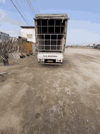 للبيع 2700 موديل 2006 راعيها موجود مكانها نجف لاستفسار فقط اتصال ***********
