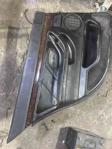 سلام عليكم من رخصه الادمن غراض بي ام 500 700 حاويه وارد يابان مكاني ديالى توصيل جميع المحافظات و هذا رقمي 
***********
