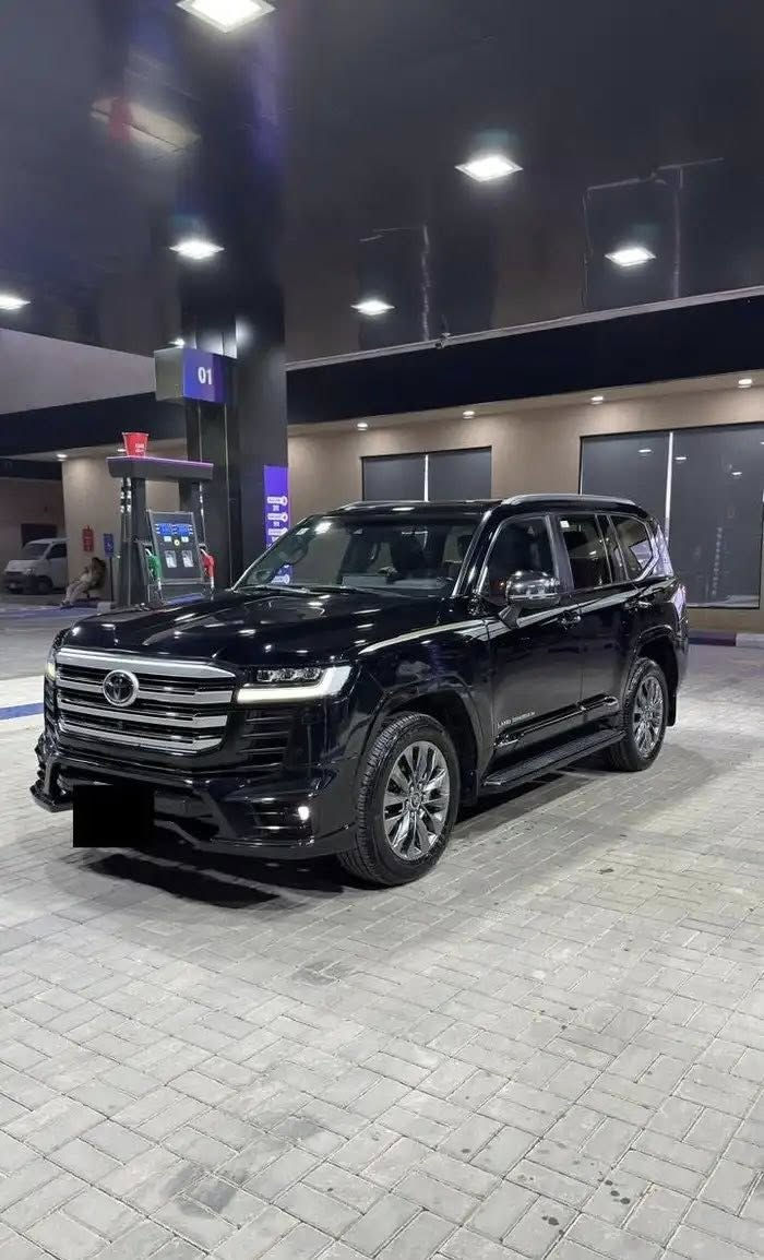 للبيع فقط وليس مراوس 
السلام عليكم ادوات كلك مكفول من الكص سرقه 

لاند كروز فكسار 2022 VXR فول موصفات 

مكفول من سرقه صبغ كص

تفاصيل وتساب موجود فقط

***********
