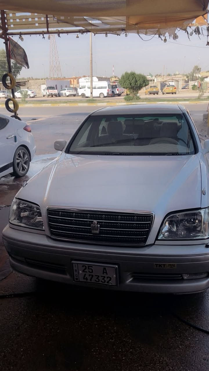 السلام عليكم ملكه  قرار 48 مداور رقم انگليزي 
شاصي 75 ديفور جبير 
سياره فول 4 دكم ماعدا الفتحه
تبريد قطعتين 
ثلاجه 4 كشنات كهربائي 
برده خلفيه
بلوتوث 
وبعد هواي مواصفات بيها 
كفاله عامه سياره تحوير  نجف بالكامل دشبول مثنى العيساوي
جاهزه من كلشي من حداديه من تخم تاير وباتري البارحة شادهن 
ادامة كاملة للمحرك تبديل جديد 
اضافة مراوح شاهينة +مروحة تبريد 
لايت زنون 
بلوتوث اصل 
كامرة خلفية شاشة 4k
 السيارة صايغها صياغة مال جناي موبياع شرة
*********** للتواصل واتساب
