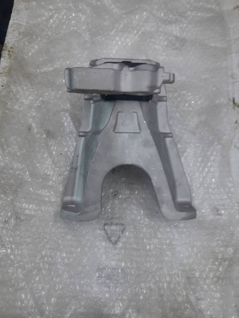 سلام عليكم تم وصول وجبة جديدة من قطع غيار هوندا 
من درايم شفت هوندا اكورد هايربد 2023ال2025
ذان محرك وكيك و أسفل الكير  من سفك واكورد من موديل 2018 ال 2025
طبلات امامي وخلفي 
دبلات امامي خلفي
بولبرنات امامي خلفي 
طبلات بايلود امامي
طوبات و قواعد دبل 
روس رواط و لقم ستيرن 

و يوجد لدينا 
قطع غيار هوندا اكورد من موديل 2000ال 2017 
ويوجد سفك و بايلود و اوديسة 
التواصل مع ***********قاسم 
الوقع سوق بغداد مقابل وزارة تربية شارع ثاني محل يحيى
