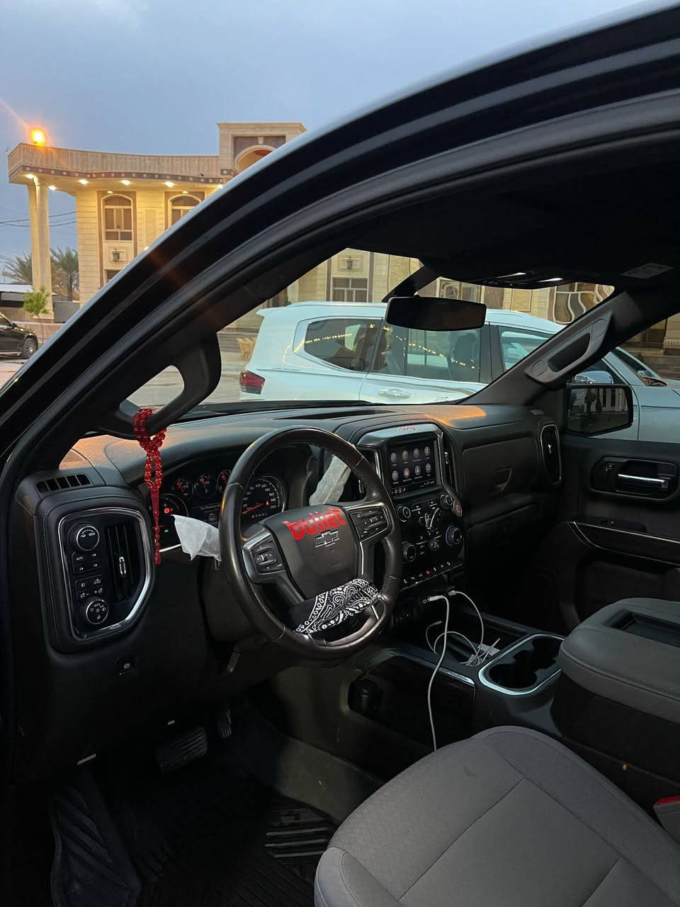 للتواصل الاتصال او واتس لعدم التواجد على الفيس ***********
