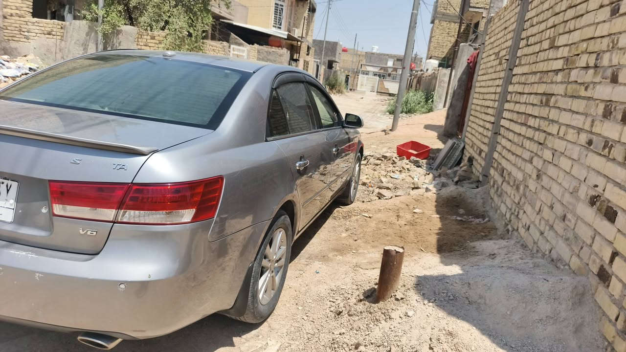 السلام عليكم سوناتا للبيع 2008 رقم بغداد بأسمي تبريد ثلج ٦ سلندر مكينه كير صدر امامي خلفي جديد فتحه سلايد تحكم ستيرن جهتين كشنات كهرباء شاشه فول مواصفات عدا البصمه
 العنوان بابل ناحية النيل ***********
