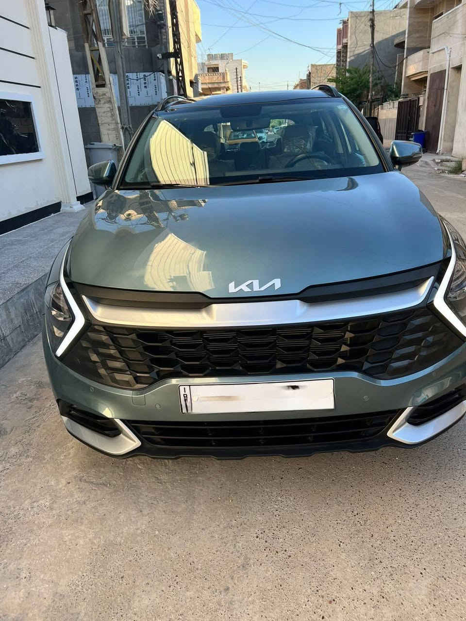 كيا سبورتج 2023 فول 1/1 مواصفات جي تي لاين
لون مميز زيتوني متغير .
العداد (7000) km
 
السعر (210$) بيها مجال قليل .

❗️ملاحظة / محولبه  بالبنيد وصفحة باب السايق رصعات خفيفة مصلحة  بنظام( Pdr)والسونر مرفق  ضمن الصور.. مكان السيارة بغداد 

 للاتصال والاستفسار   
***********

