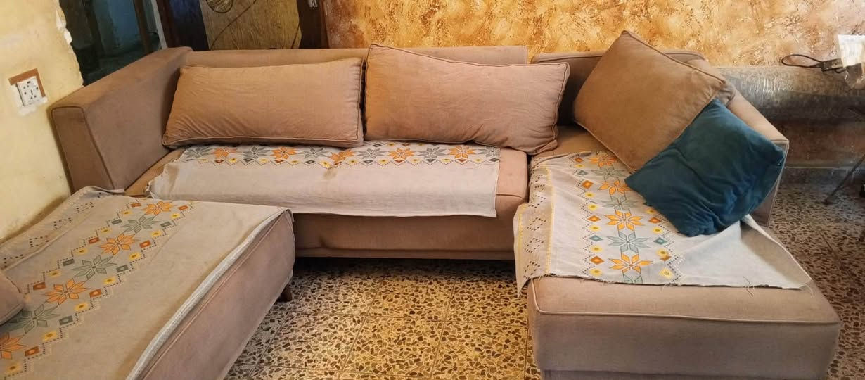 غرفه تركي تكمة مع ديوان جدا نظيف باسعار مناسبه بغداد الاعلام بغداد, العراق


**إذا كنت صاحب هذا الإعلان وتريد حذفه لأي سبب، رجاءا أرسل رسالة إلى الدعم الفني**