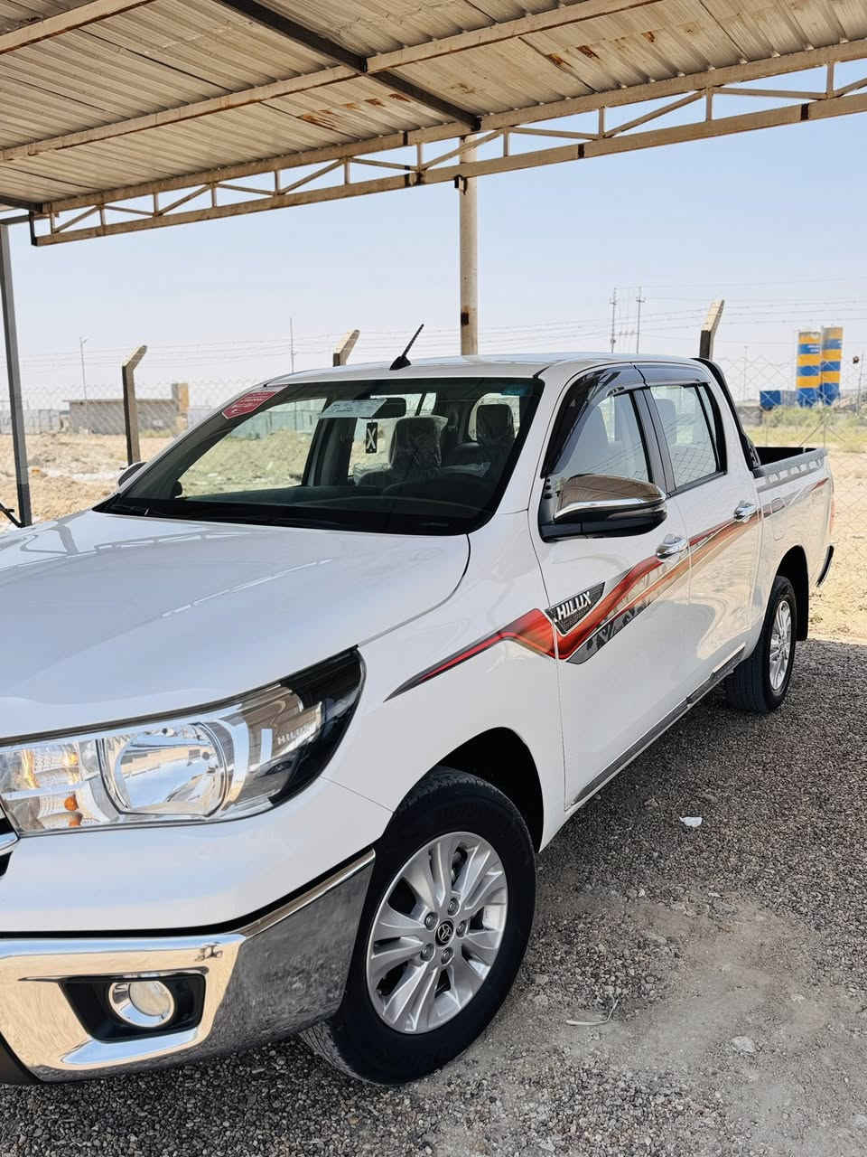 السلام عليكم 🫡 
تيوته 2025 كفاله عامه رقم بغداد وكاله SAS
تبريد كشنات مكينه 2700 تحكمات مقود جهتين 
ماشيه 47 الف مكان السياره الفلوجه 
***********
***********
