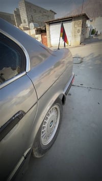 بي ام دبليو ٥٢٥ • ١٩٩١ • قير عادي