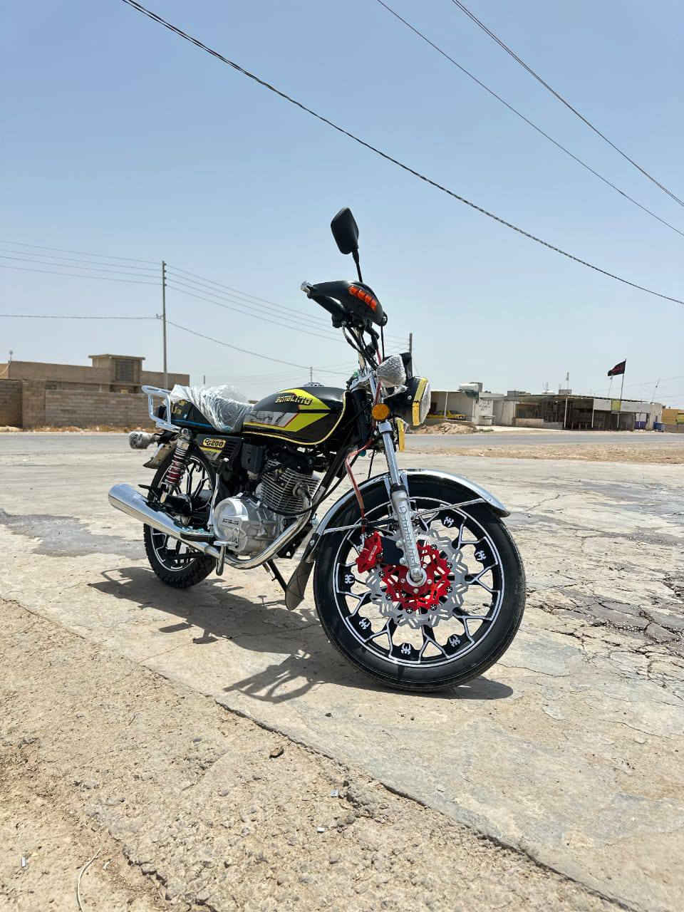 دراجة سونك موديل 2025 محرك 200cc الدراجه مكفولة كفاله عامه نزلته رمبه 2025 شهر 8 بي 12 أوراق اصولي 7 أوراق بيه  دراجه جانت مضمومة ما ماشيه هواي بعدهة عل سحك أو مابيهة اي نقص الشراي 850 الف وبيهة مجال الشراي يتصل على هاذة الرقم ***********
