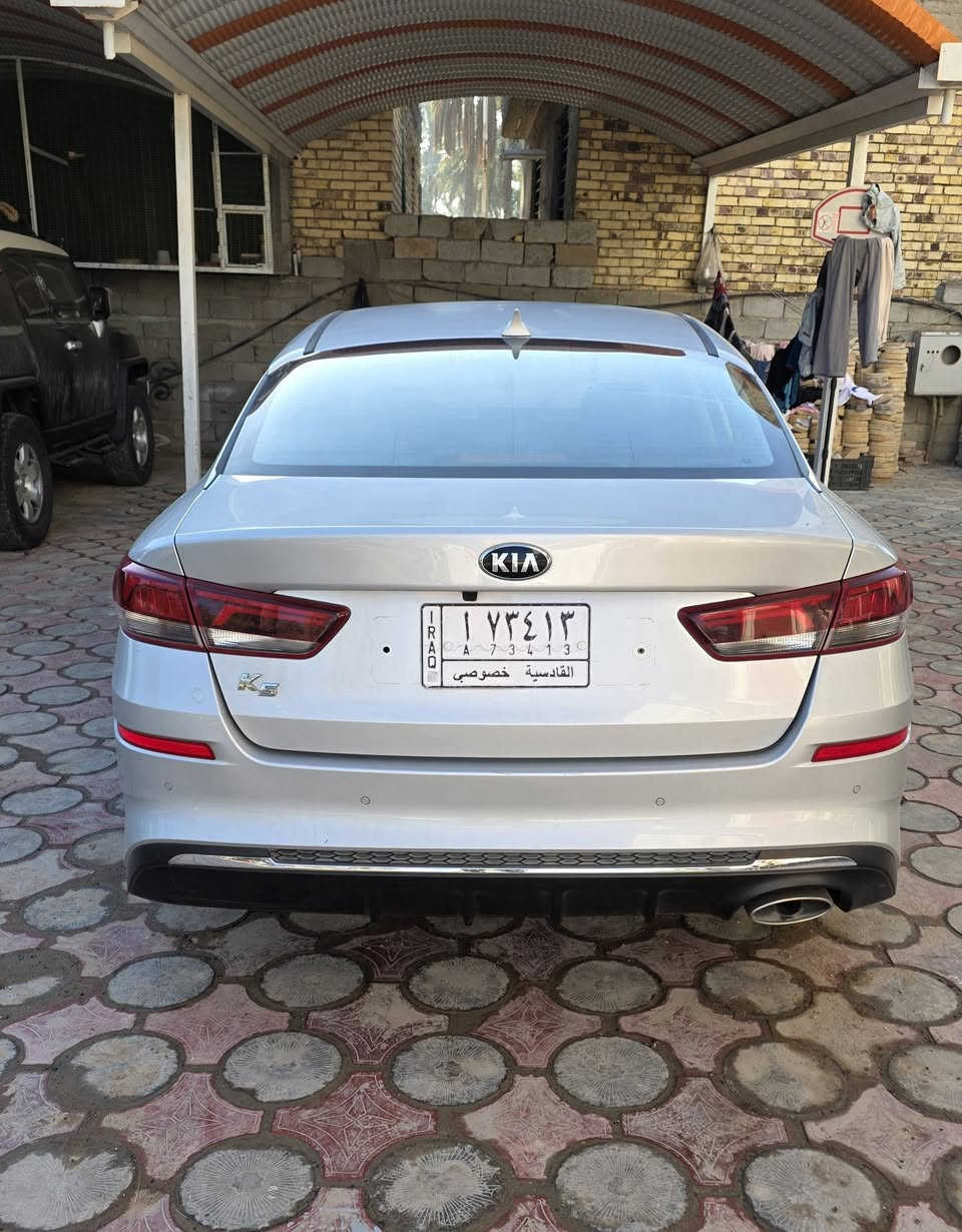 السلام عليكم
اوبتيما K5 كوري غاز اصل من كوريا 
 مديل 2021 مديله اصل 2021
نص مواصفات 
رقم قادسيه معوقين
السياره مكفوله بس بيها حالوب ناعم ممبين 
السعر 150$
سيف المعموري ***********
