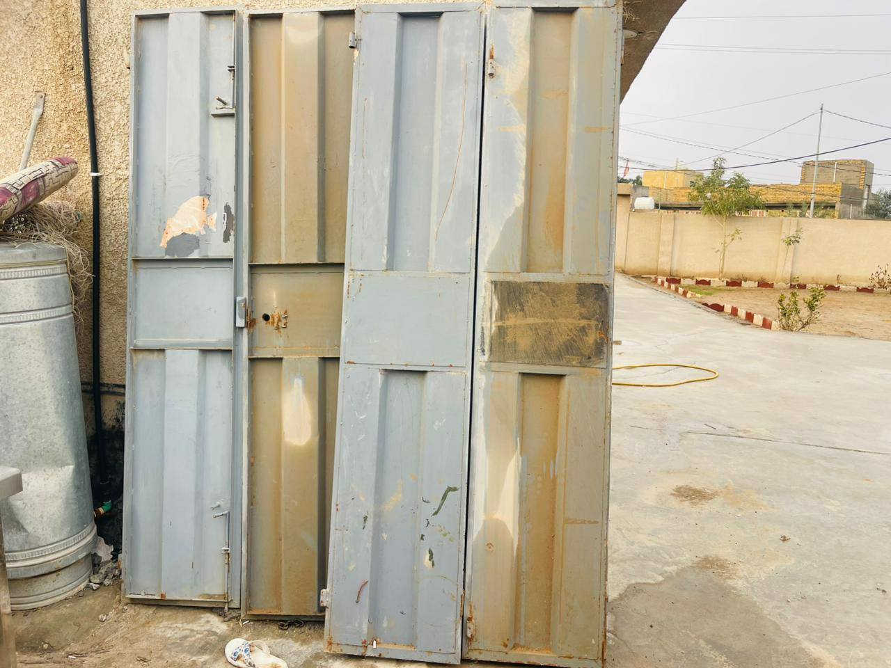 ابواب للبيع 
جام خانه+باب دفتري حديد
للاستفسار.***********
***********اوتتفضل خاص
العنوان حي الحكيم
