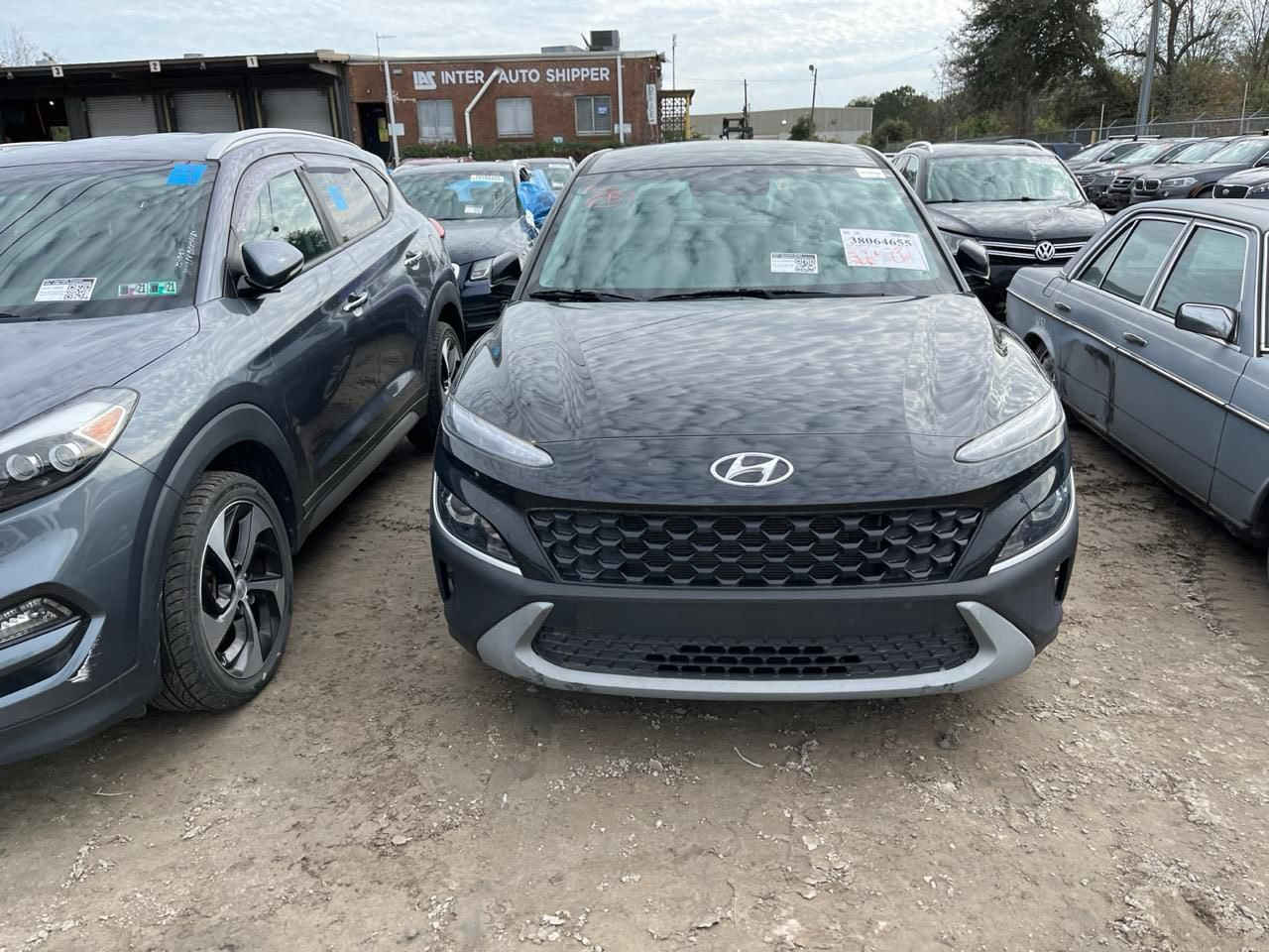 سلام عليكم كونه
موديل 2022 وارد أمريكي

بي قطعتين الصبغ فقط

خلفي

الباقي كفالة

مكينة 2000 دوش مكينة جديدة

كير جديد صدر جديد تخم تاير جديد رقم بغداد شرط التحويل

السعر١٥٢ بيها مجال
استفسار رقم الهاتف ***********

مكان السيارة بغداد
