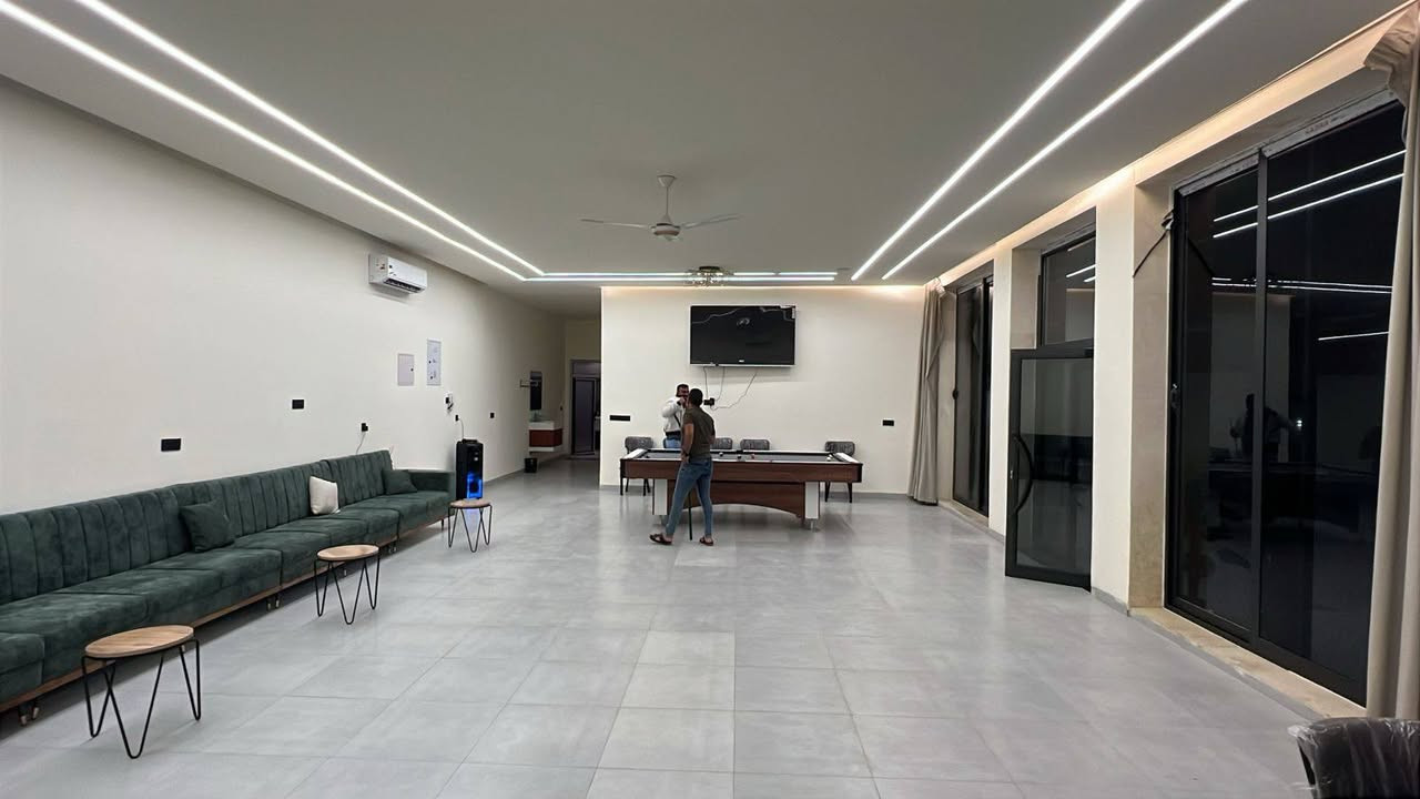 مزرعة للإيجار اليومي 🏡🌳

📍 *********** 

✔️ أجواء هادئة ومناسبة للعوائل والشباب

✔️ مساحة واسعة وخدمات متوفرة

✔️ مثالية للراحة والونسة

📌 للحجز والاستفسار يرجى الاتصال أو المراسلة على واتساب: 
 📞*********** 
 موثق في تطبيق اجرلي لسياحة المزارع في العراق 🇮🇶
